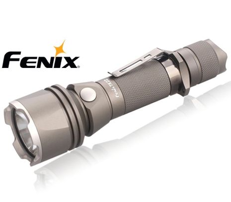 Fenix TK22 XM-L2 Special Edition (teplý odtieň svetla)